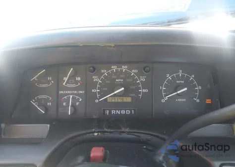 1992 Ford F150 z USA, uszkodzony, nr VIN 1FTDF15N2NLA19164